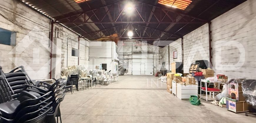 Nave industrial en venta – Avda. Tomasetti, Lebrija