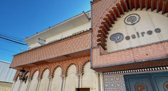 OPORTUNIDAD DE INVERSION AMPLIO LOCAL CON VIVIENDA EN PLANTA ALTA
