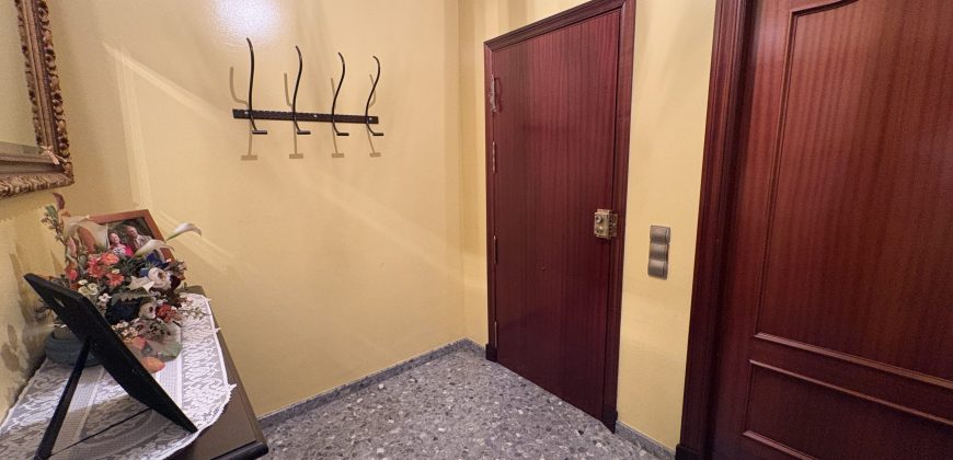CASA EN CALLE MOLINETA, MAIRENA DEL ALCOR