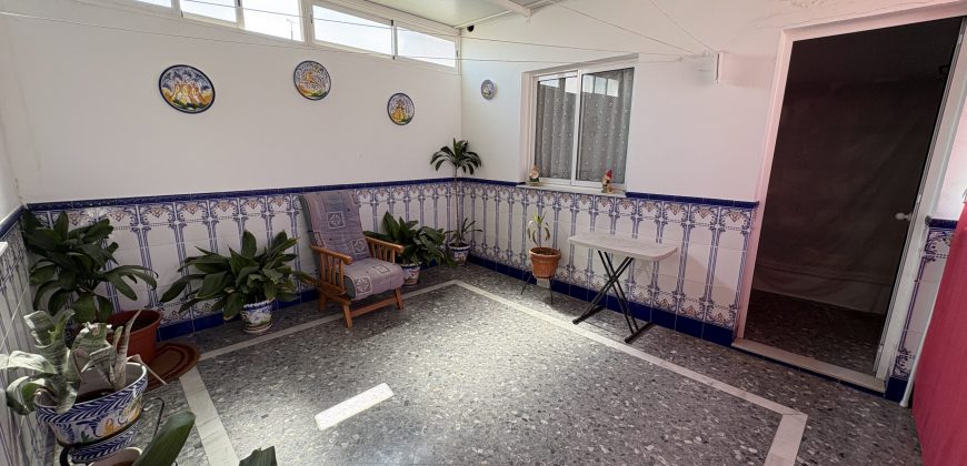 CASA EN CALLE MOLINETA, MAIRENA DEL ALCOR