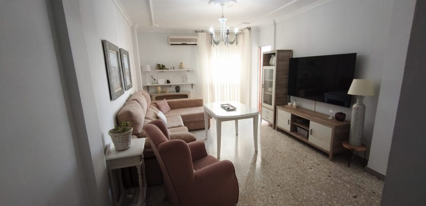 Amplio y Luminoso Piso de 3 Habitaciones en Zona Puerta Sevilla! Morón de la Frontera !