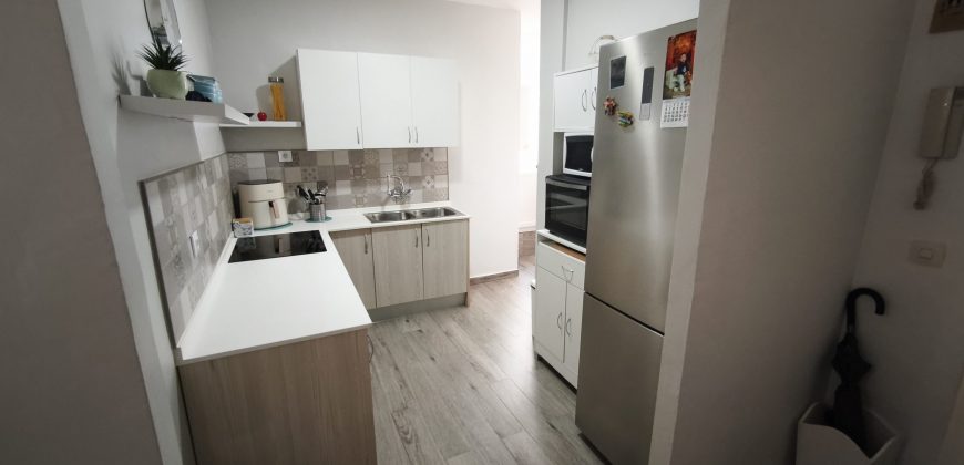 Amplio y Luminoso Piso de 3 Habitaciones en Zona Puerta Sevilla! Morón de la Frontera !