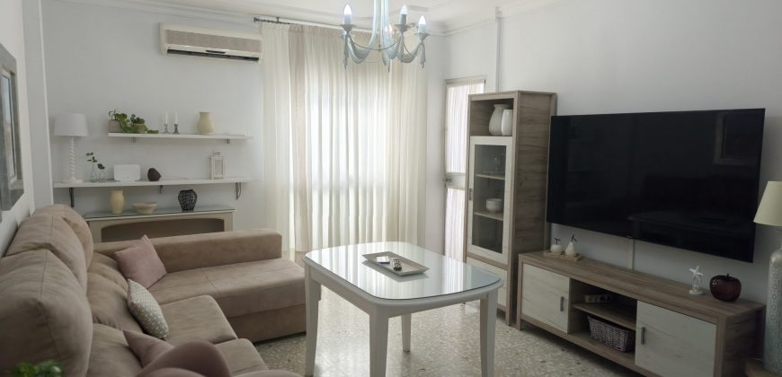 Amplio y Luminoso Piso de 3 Habitaciones en Zona Puerta Sevilla! Morón de la Frontera !