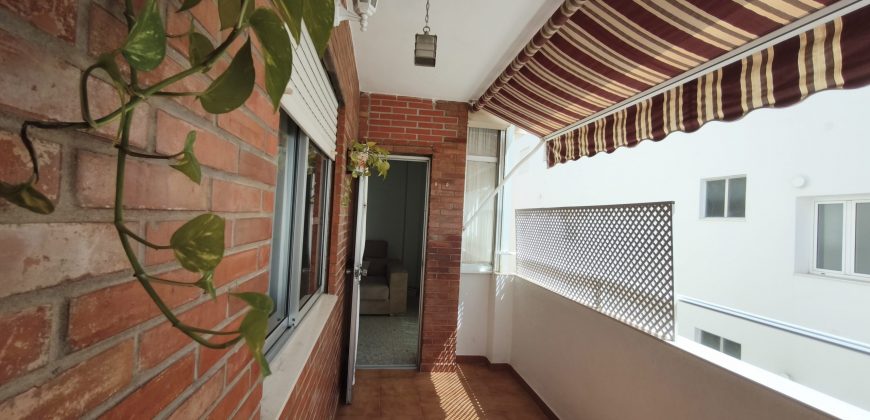 Amplio y Luminoso Piso de 3 Habitaciones en Zona Puerta Sevilla! Morón de la Frontera !