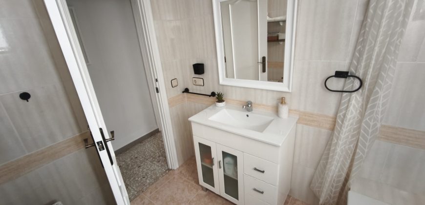 Amplio y Luminoso Piso de 3 Habitaciones en Zona Puerta Sevilla! Morón de la Frontera !