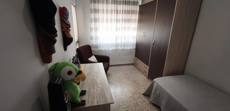 Amplio y Luminoso Piso de 3 Habitaciones en Zona Puerta Sevilla! Morón de la Frontera !
