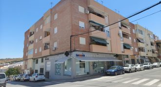 Amplio y Luminoso Piso de 3 Habitaciones en Zona Puerta Sevilla! Morón de la Frontera !