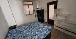 Oportunidad de casa con dos viviendas en calle Alegría !