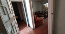Oportunidad de casa con dos viviendas en calle Alegría !