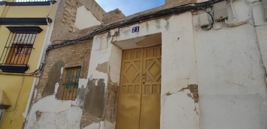 CASA PARA DERRIBO EN CALLE MESONES