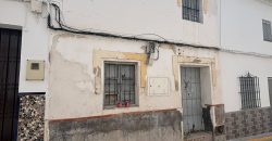 ✨🏡 Vivienda para reformar en Arahal – Gran oportunidad de inversión 🏡✨