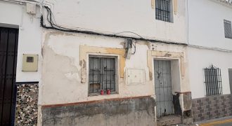 ✨🏡 Vivienda para reformar en Arahal – Gran oportunidad de inversión 🏡✨