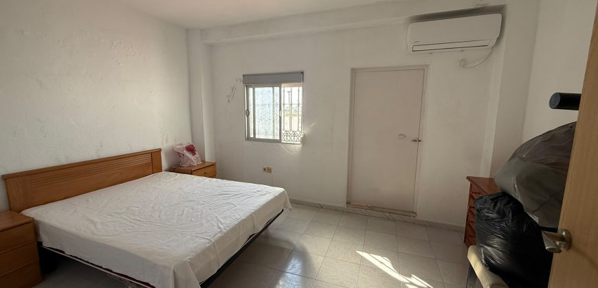 Casa en el Centro: Espacio y Comodidad en Dos Plantas! Calle Cuesta Portillo !