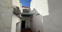Casa en el Centro: Espacio y Comodidad en Dos Plantas! Calle Cuesta Portillo !