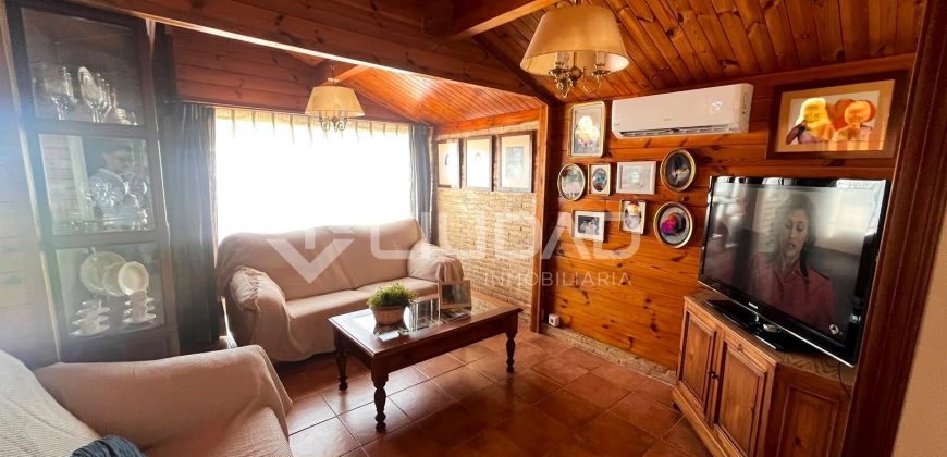 Acogedora casa con terreno y piscina junto a Jaramar – La Jara
