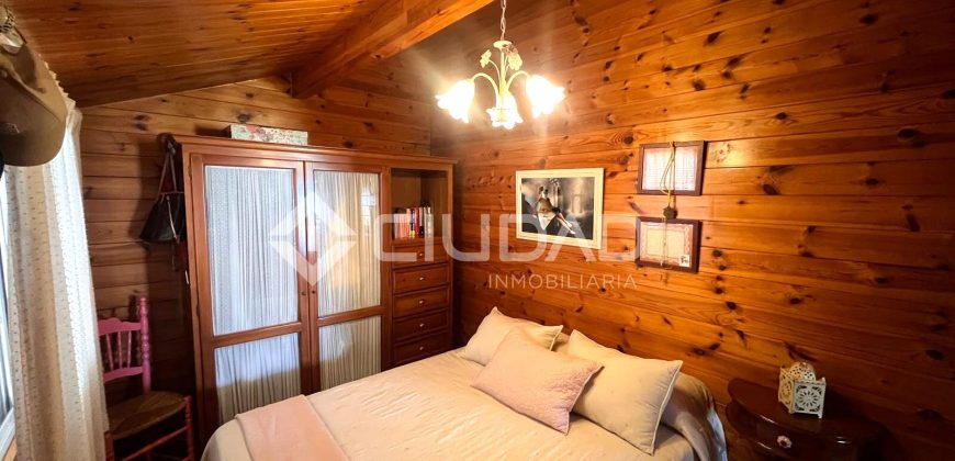 Acogedora casa con terreno y piscina junto a Jaramar – La Jara