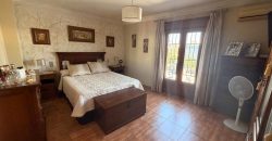 Acogedora Casa en Avenida de Pruna con Espacios Amplios y Confortables!! Morón de la Frontera.
