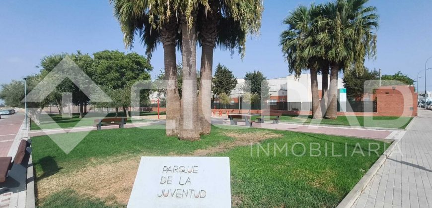 Casa de 3 plantas – Zona El Gamo, El Cuervo