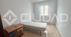 Piso con piscina comunitaria y garaje – Zona La Harinera, Las Cabezas de San Juan