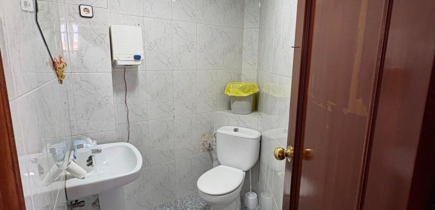 Oportunidad Única: Local Comercial con Vivienda en Planta Primera! Morón de la Frontera.