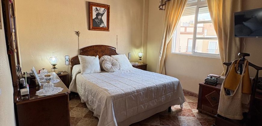 Oportunidad Única: Local Comercial con Vivienda en Planta Primera! Morón de la Frontera.
