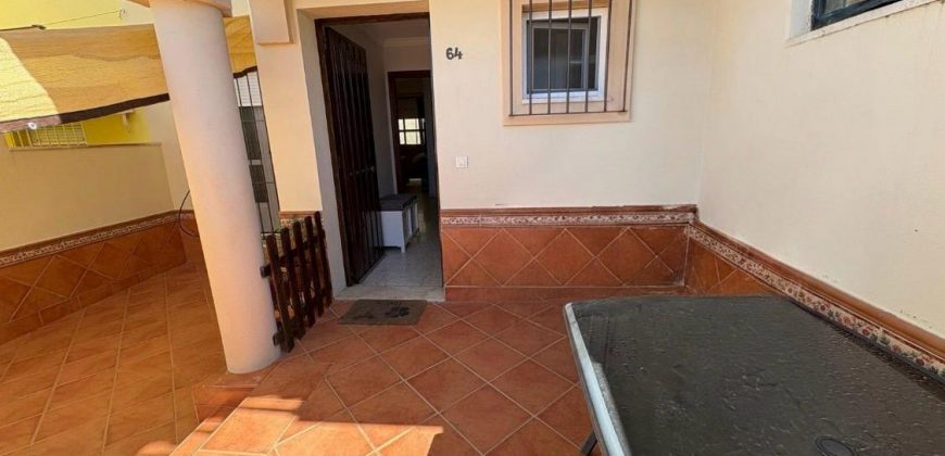 Amplia y Luminosa Vivienda con Atico en Ubicación Privilegiada Calle Vilches!