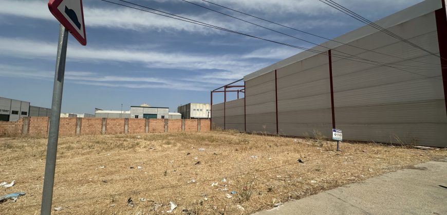 PARCELA INSDUSTRIAL EN LAS PEÑUELAS