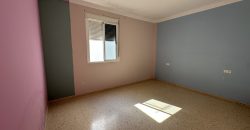 PISO EN PRIMERA PLANTA EN BARRIO LA GUITA