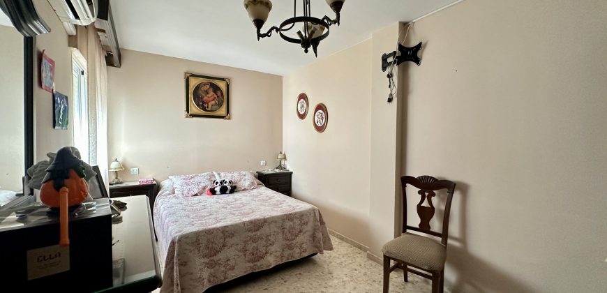 PISO EN BARRIO LA GUITA