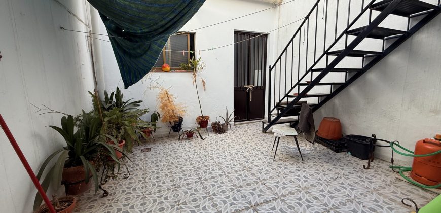 CASA EN FUENTES DE ANDALUCÍA