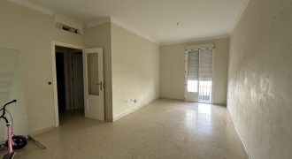 PISO EN PRIMERA PLANTA EN BARRIO LA GUITA
