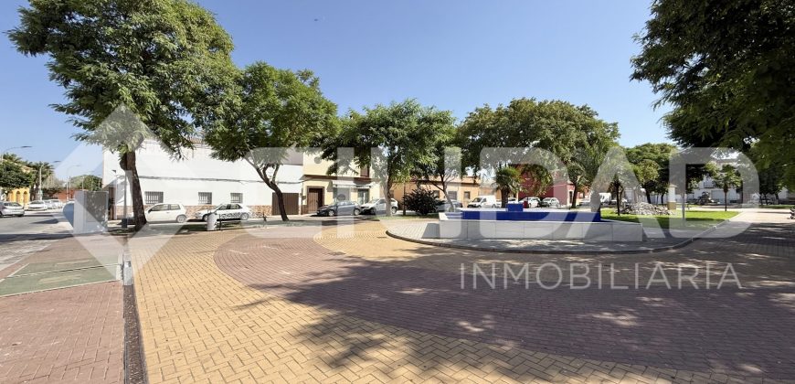 Casa de 3 plantas – Zona El Gamo, El Cuervo
