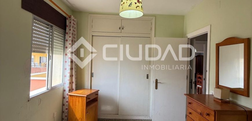 PISO ZONA REGLA- CHIPIONA