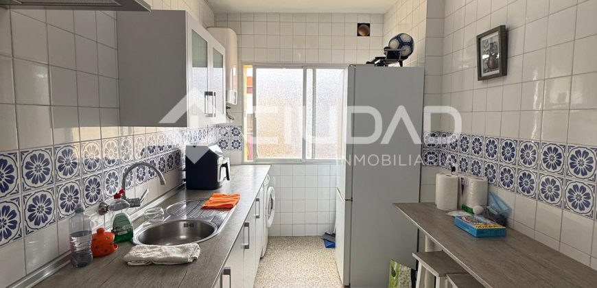 PISO ZONA REGLA- CHIPIONA