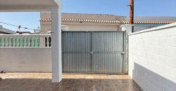 PARCELA RÚSTICA CON 2 VIVIENDAS ZONA TRES PIEDRAS- CHIPIONA