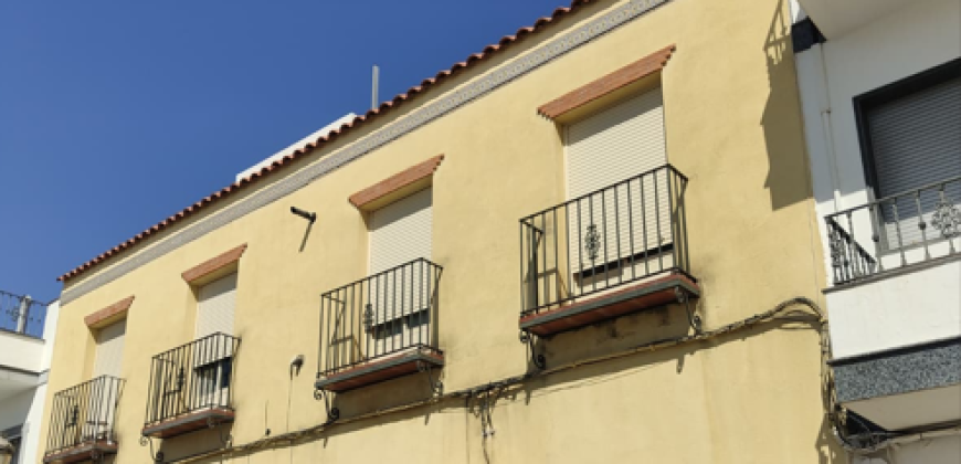 Piso Exterior Reformado con Amplias Terrazas y Lavadero en Segunda Planta! Zona Pantano.