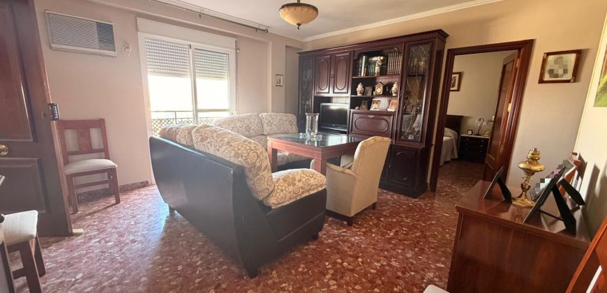 Acogedor Piso con Terraza y Azotea Comunitaria en Ubicación Privilegiada! Zona Victoria !
