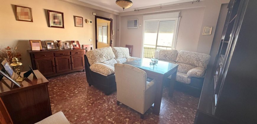 Acogedor Piso con Terraza y Azotea Comunitaria en Ubicación Privilegiada! Zona Victoria !