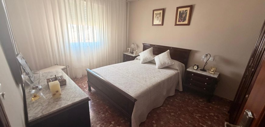 Acogedor Piso con Terraza y Azotea Comunitaria en Ubicación Privilegiada! Zona Victoria !