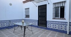 CHALET ADOSADO REFORMADO EN EL HIGUERAL