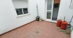 Piso en Planta Baja con Espacios Exteriores Privados!