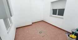 Piso en Planta Baja con Espacios Exteriores Privados!