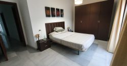 Piso en Planta Baja con Espacios Exteriores Privados!