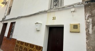 CASA EN EL CORONIL