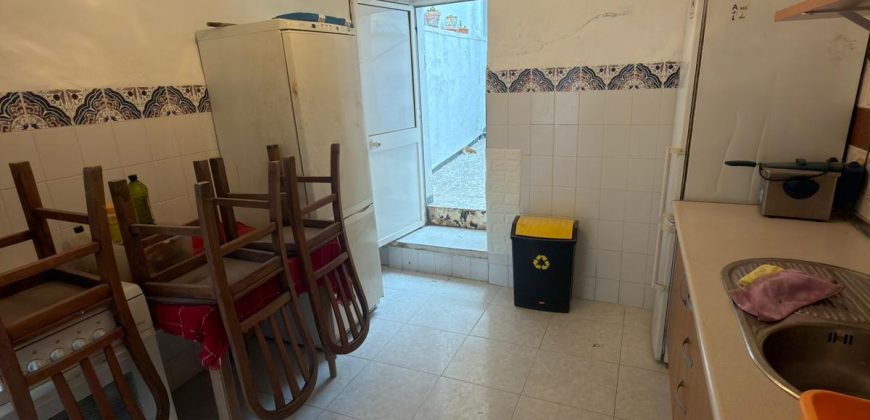 CASA EN EL CORONIL