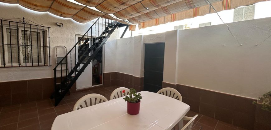 CASA UNIFAMILIAR