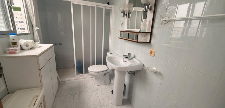 Amplia Casa en La Merced: Ideal para Familias o Inversores!