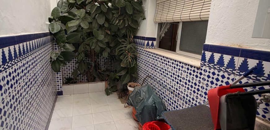 Amplia Casa en La Merced: Ideal para Familias o Inversores!