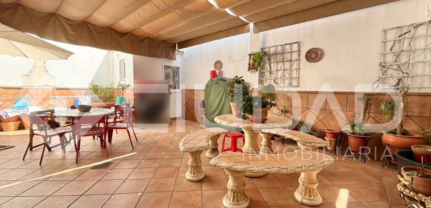 Casa de 3 plantas – Zona El Gamo, El Cuervo