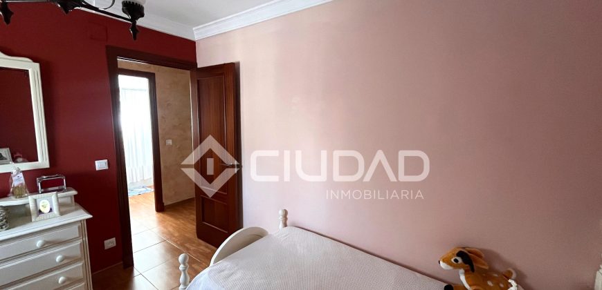 Piso en Bda. Andalucía REFORMADO